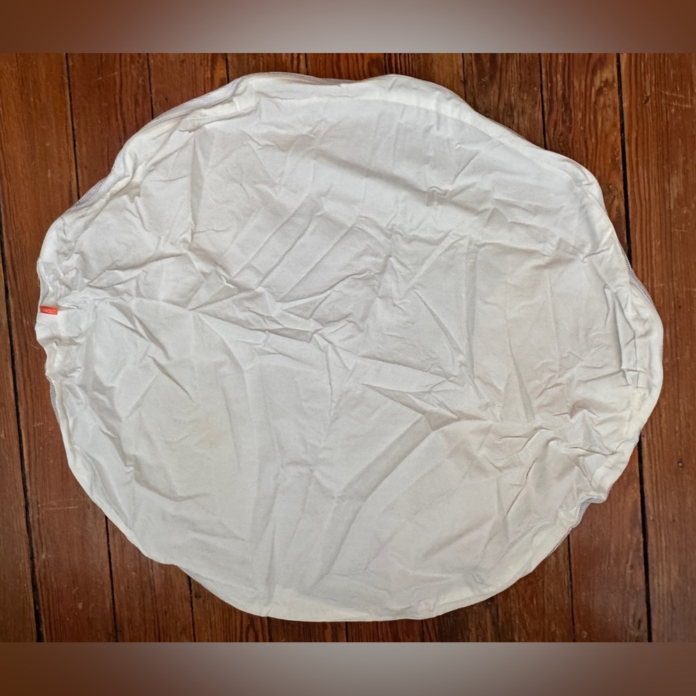 Stokke white mini crib bassinet sheet - moving sale make an offer!